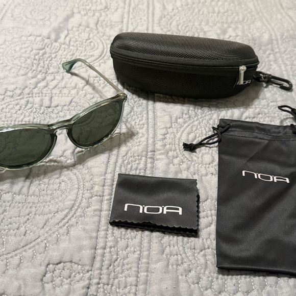 TechnoMarine Unisex Polarized Sunglasses, Green - Picture 3 of 4